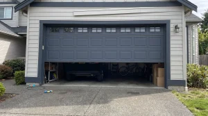 How to Prevent a Garage Door From Shaking When Closing